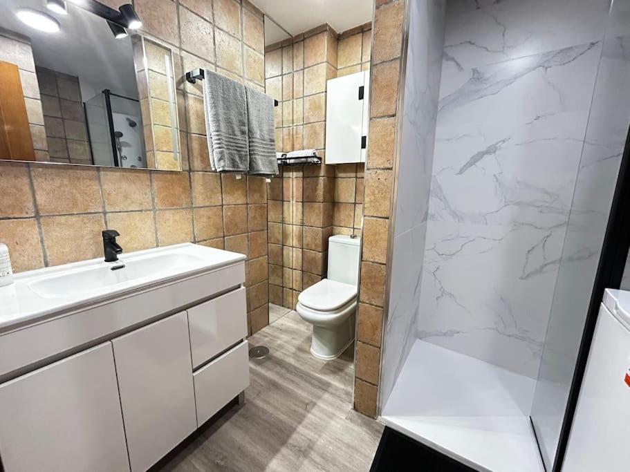 Apartamento Amueblado En El Centro De Madrid Exteriör bild